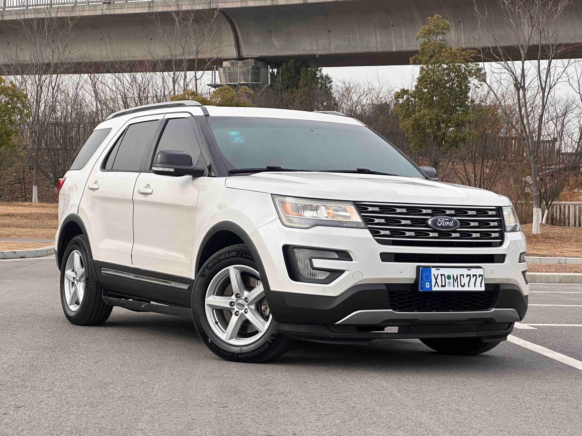 Ford Explorer (Import)