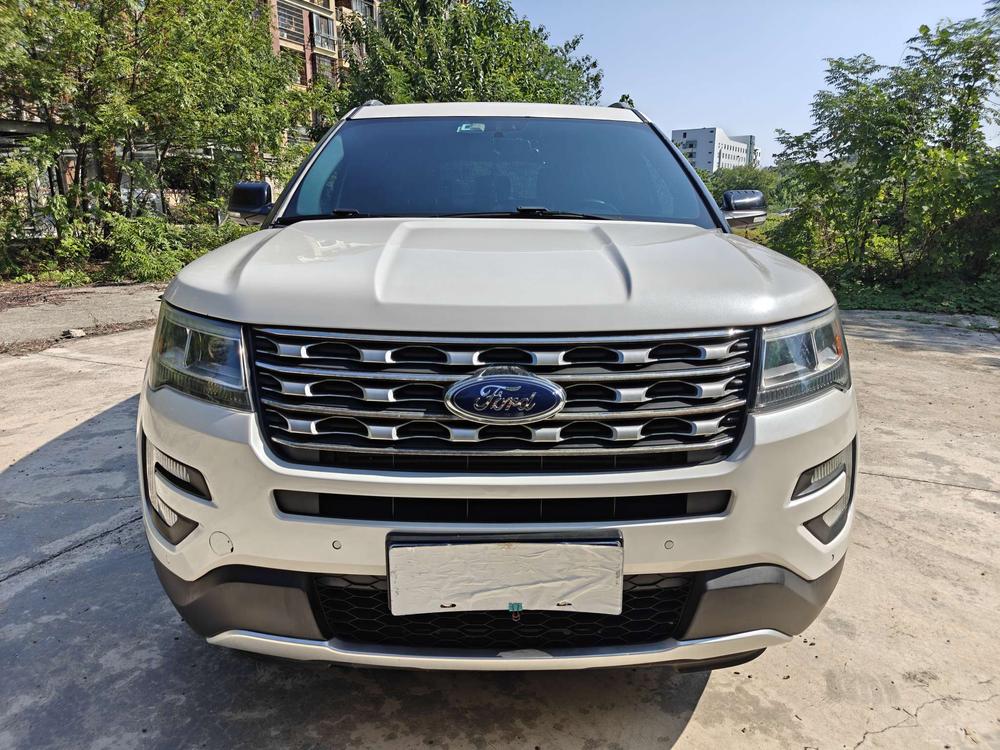 Ford Explorer (Import)