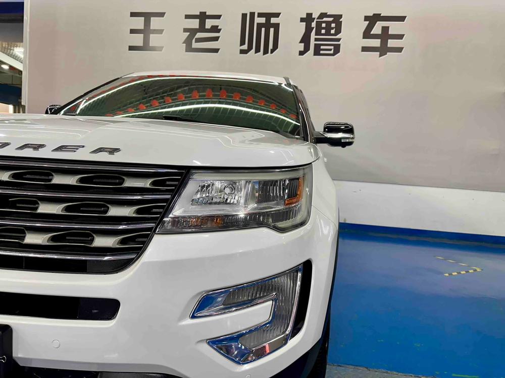 Ford Explorer (Import)