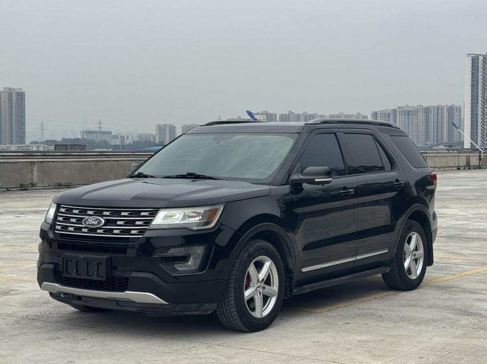 Ford Explorer (Import)