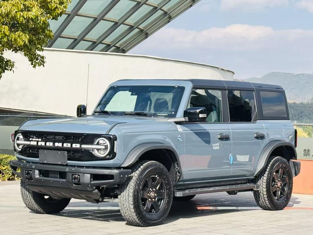 Ford Ford Bronco