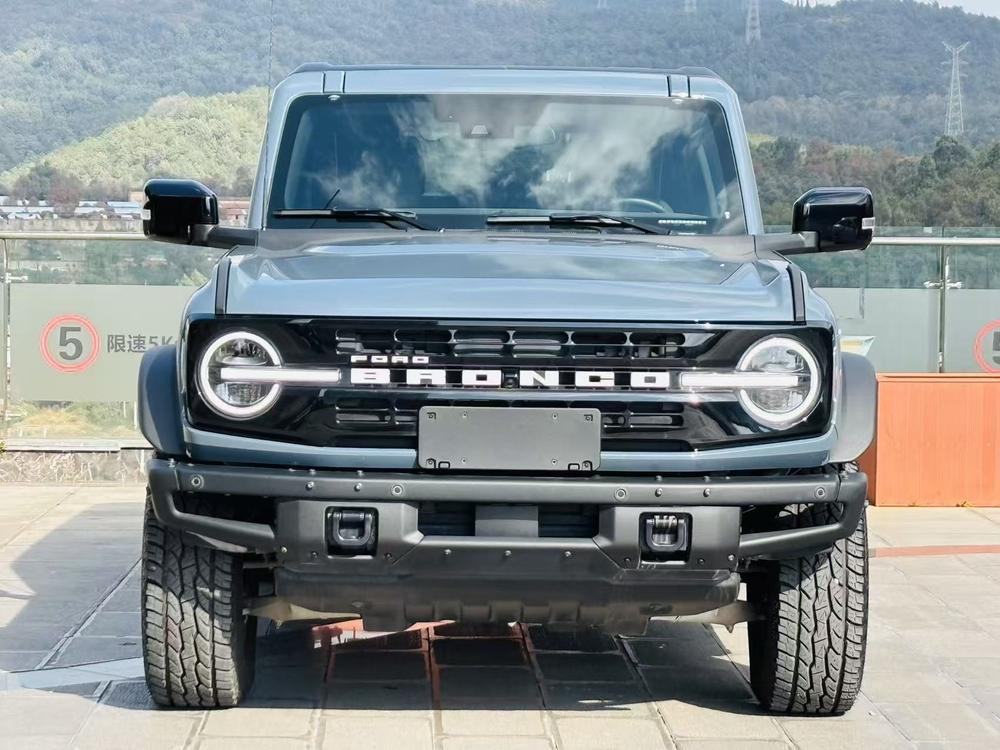Ford Ford Bronco