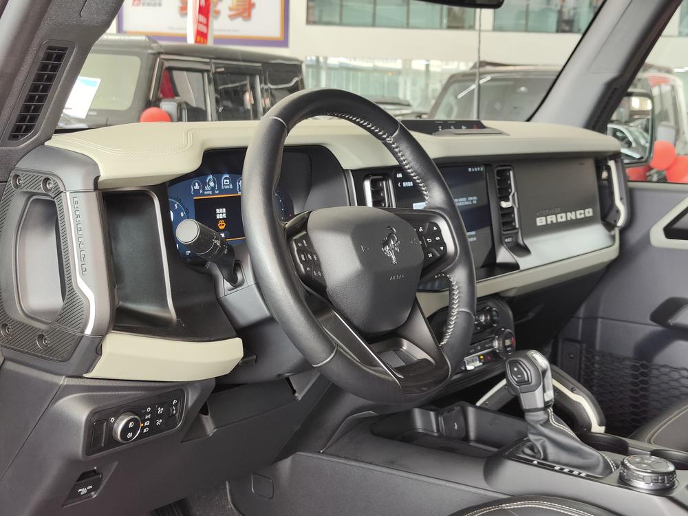 Ford Ford Bronco