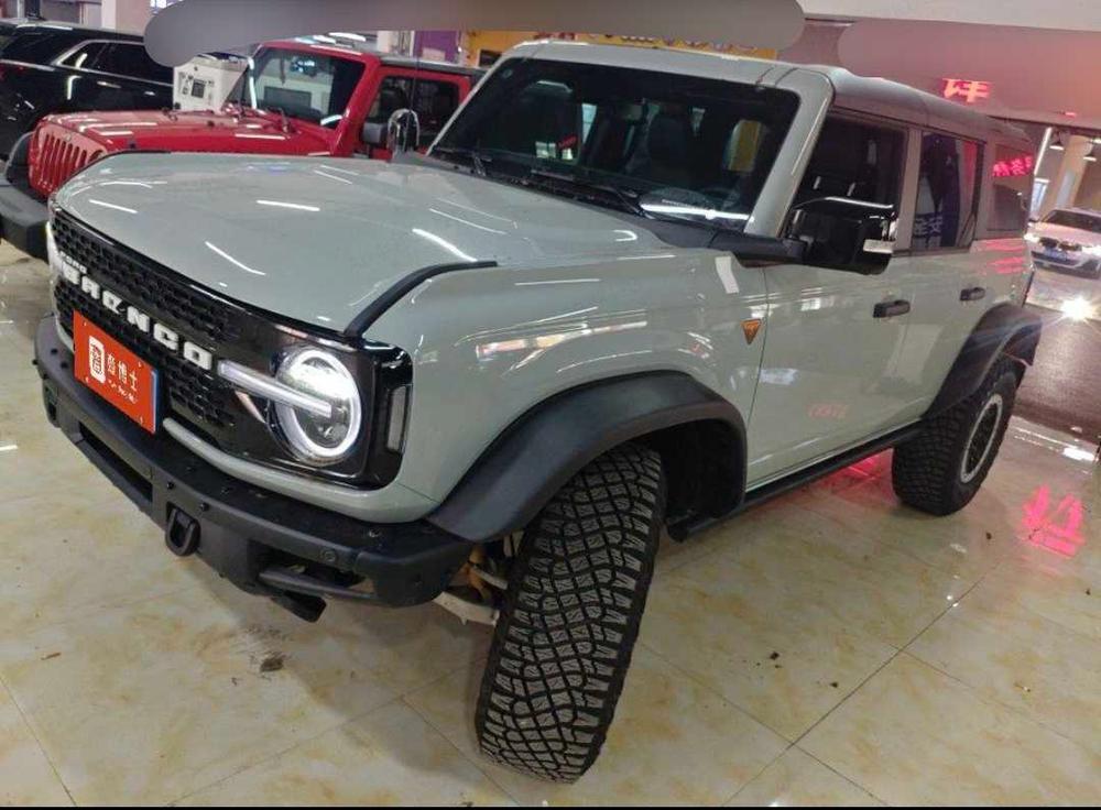 Ford Ford Bronco