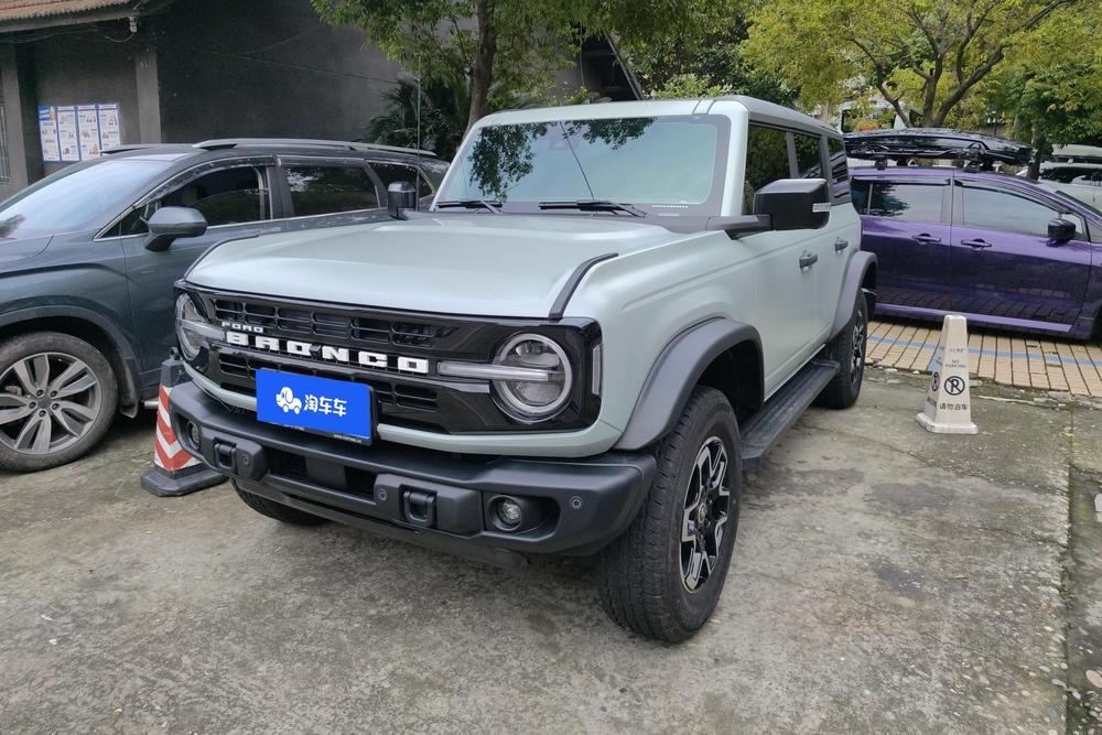 Ford Ford Bronco