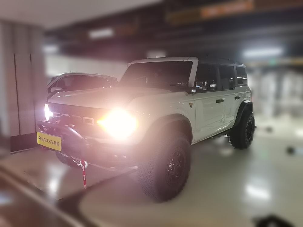 Ford Ford Bronco
