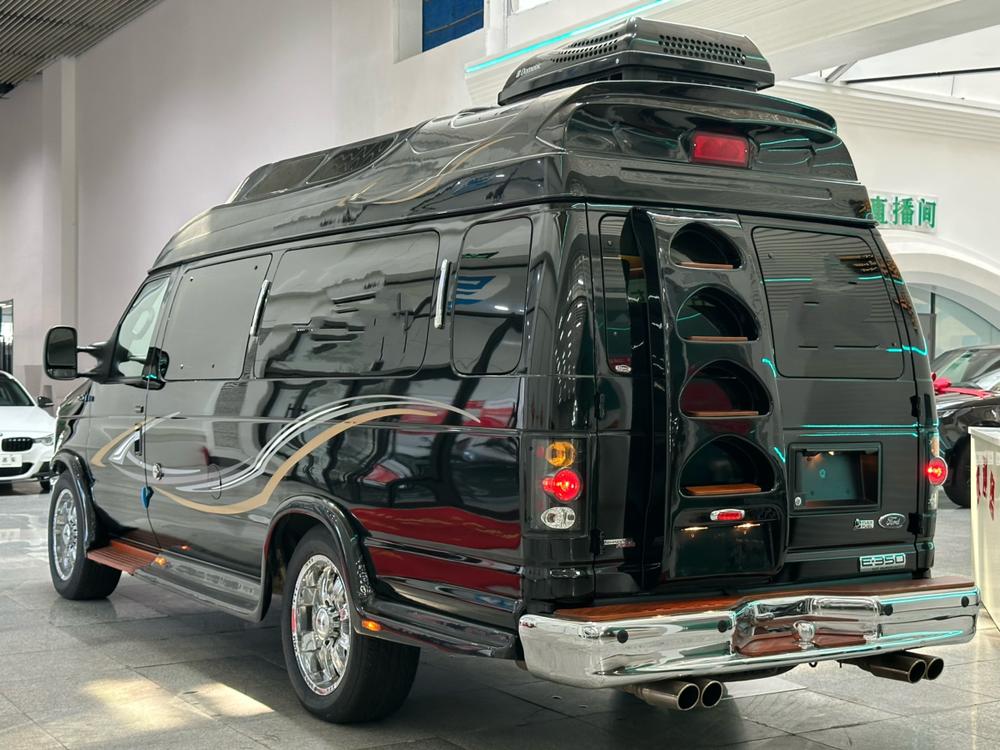 Ford Ford E350