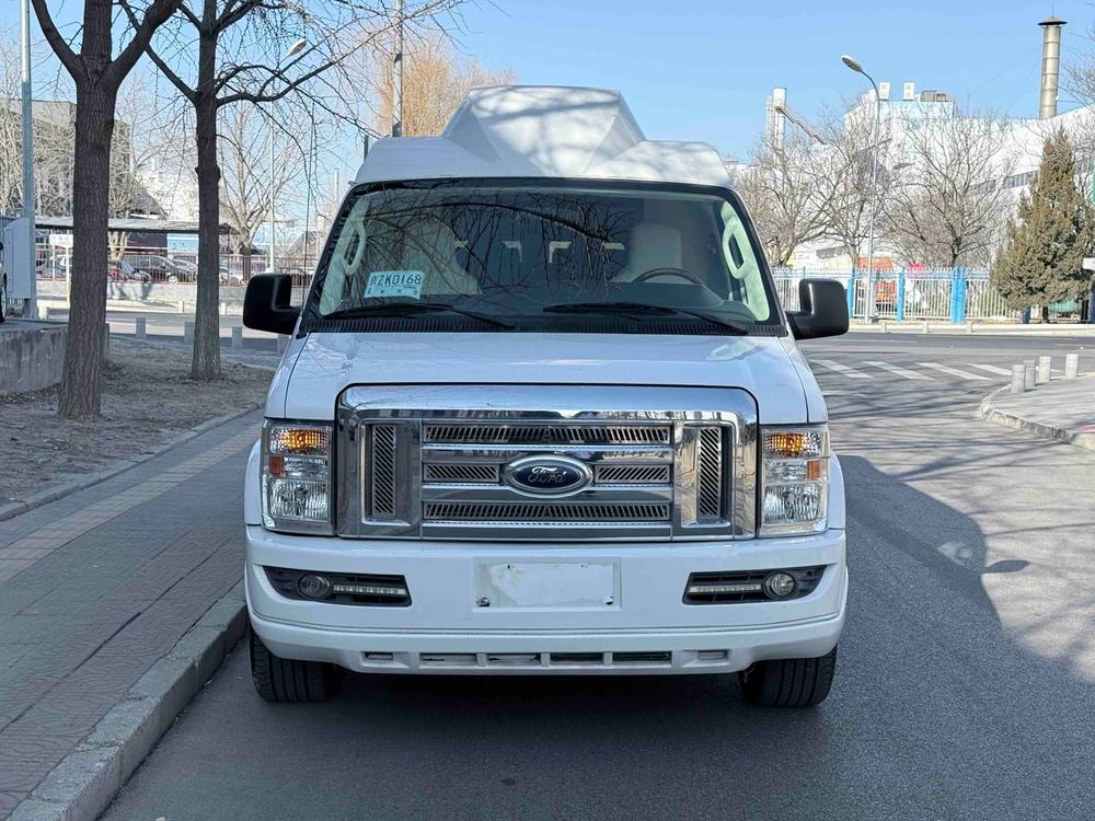 Ford Ford E350