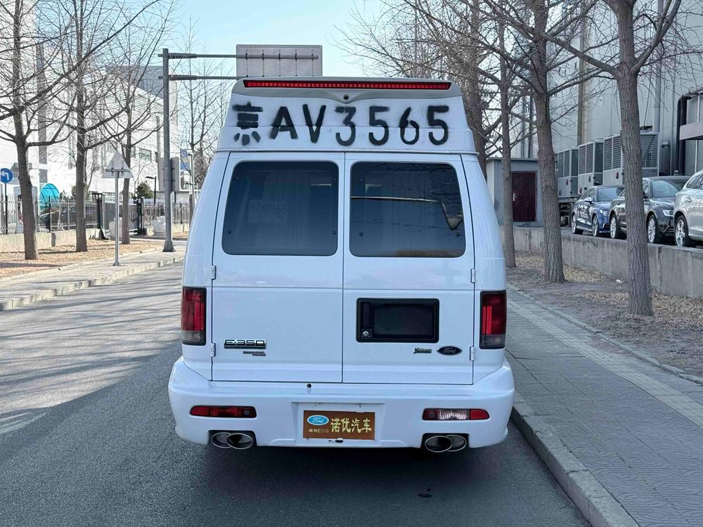 Ford Ford E350