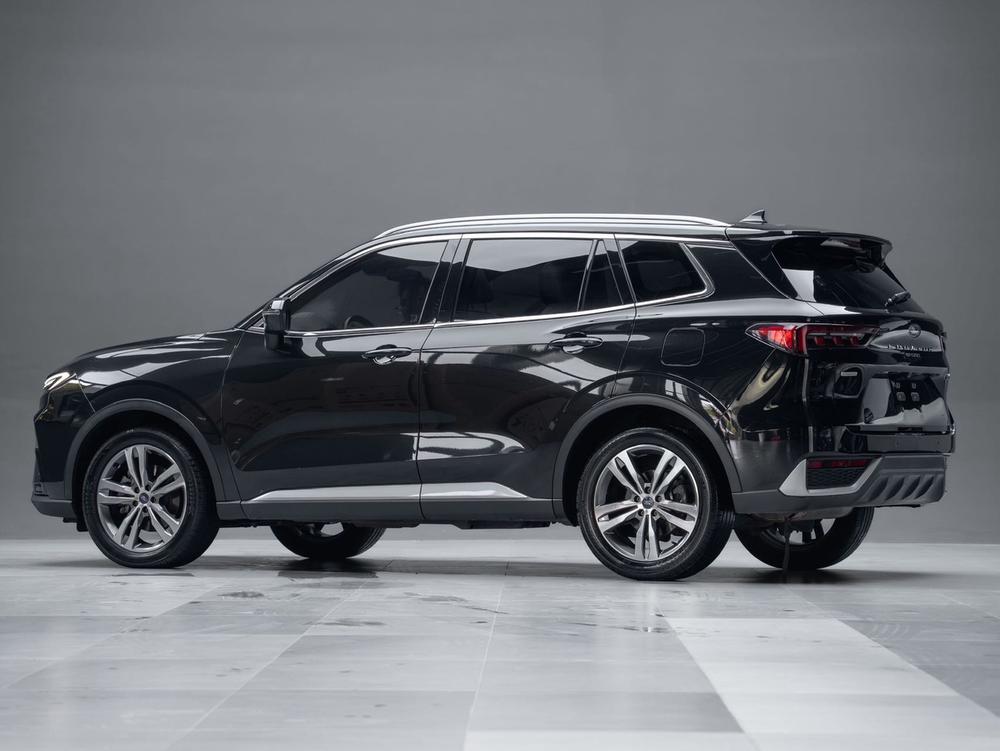 Ford Lingrui