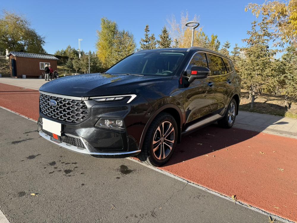 Ford Lingrui