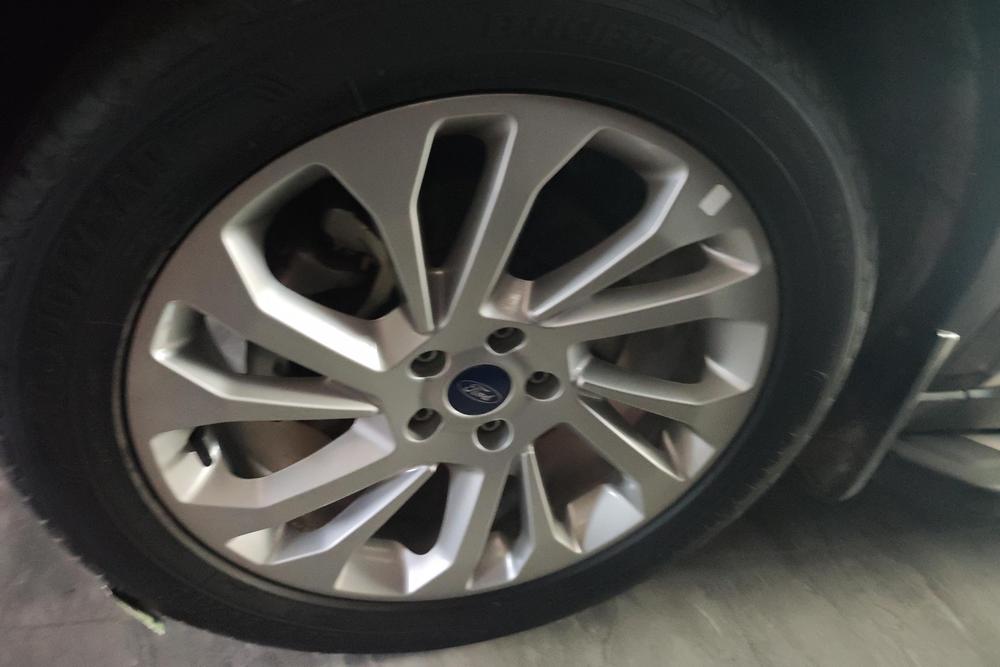Ford Lingyu