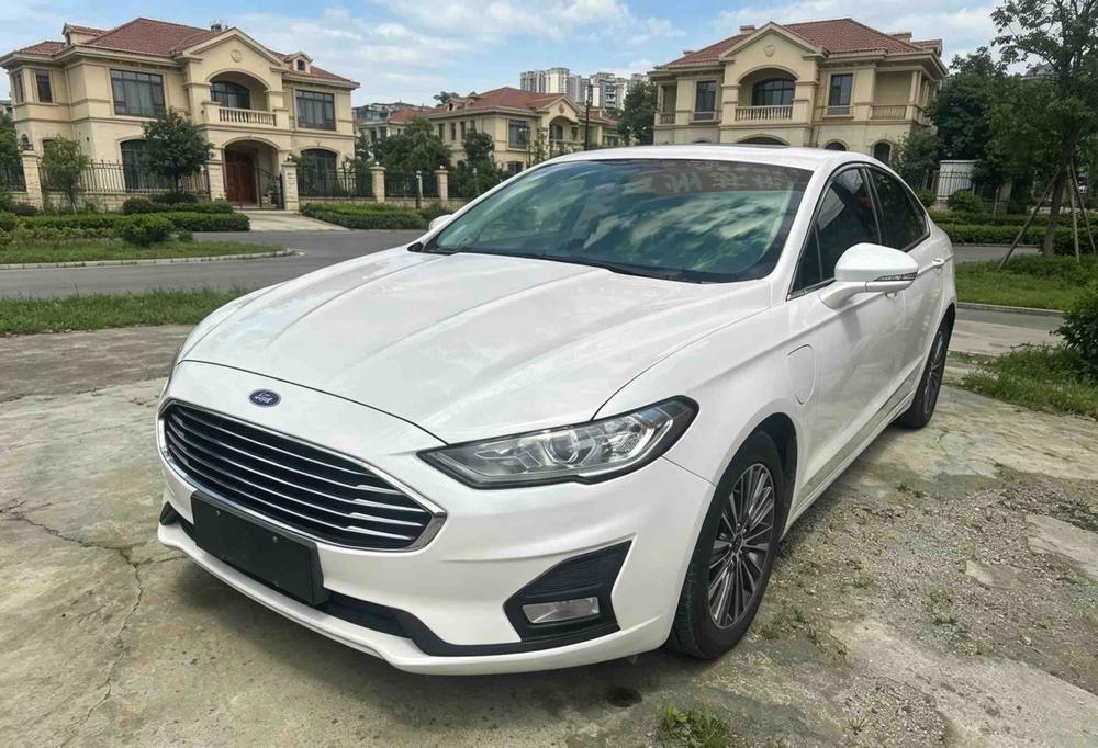 Ford Mondeo PHEV