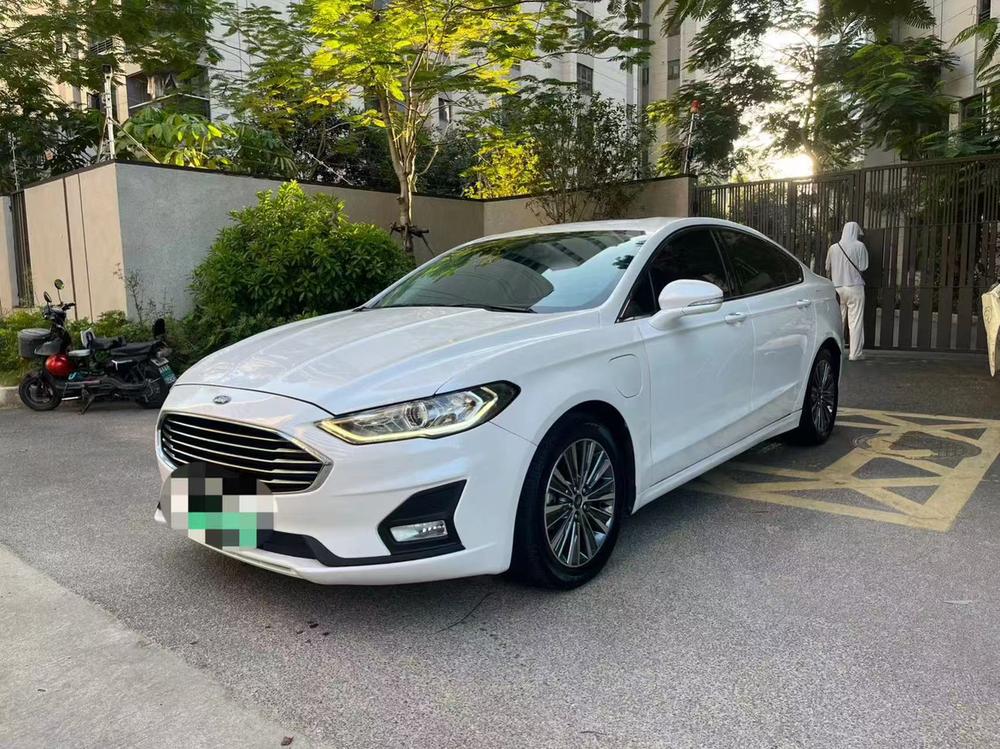 Ford Mondeo PHEV