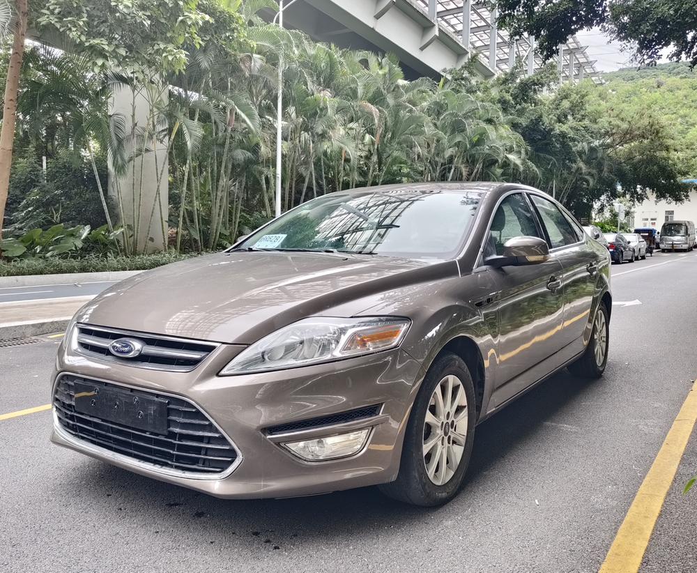 Ford Mondeo-Zhisheng