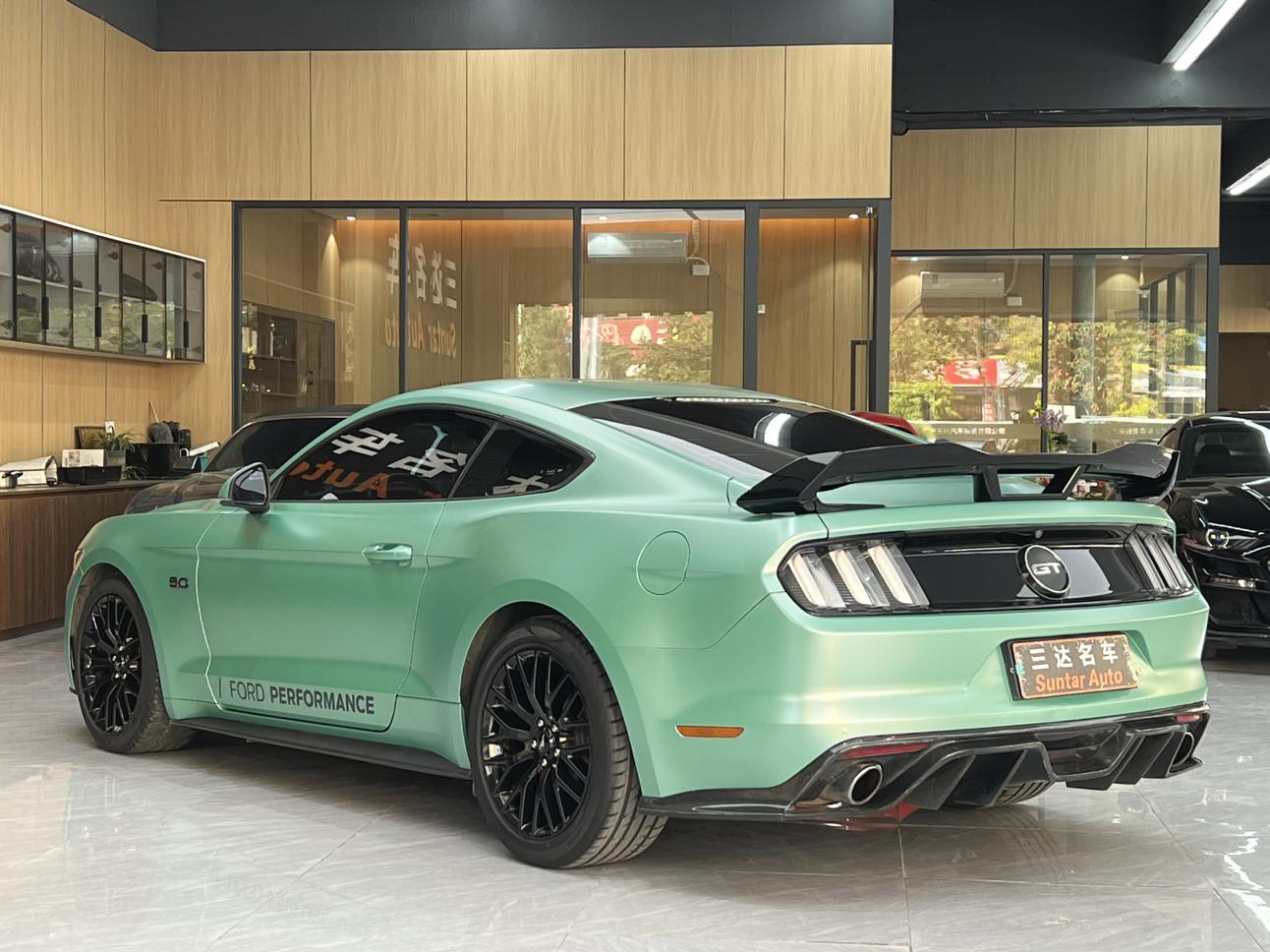 Ford Mustang