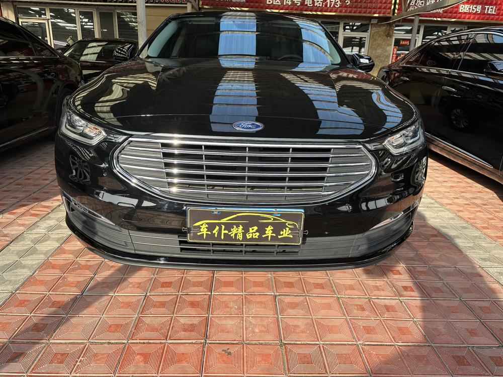 Ford Taurus