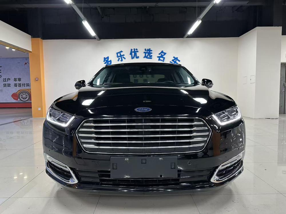 Ford Taurus