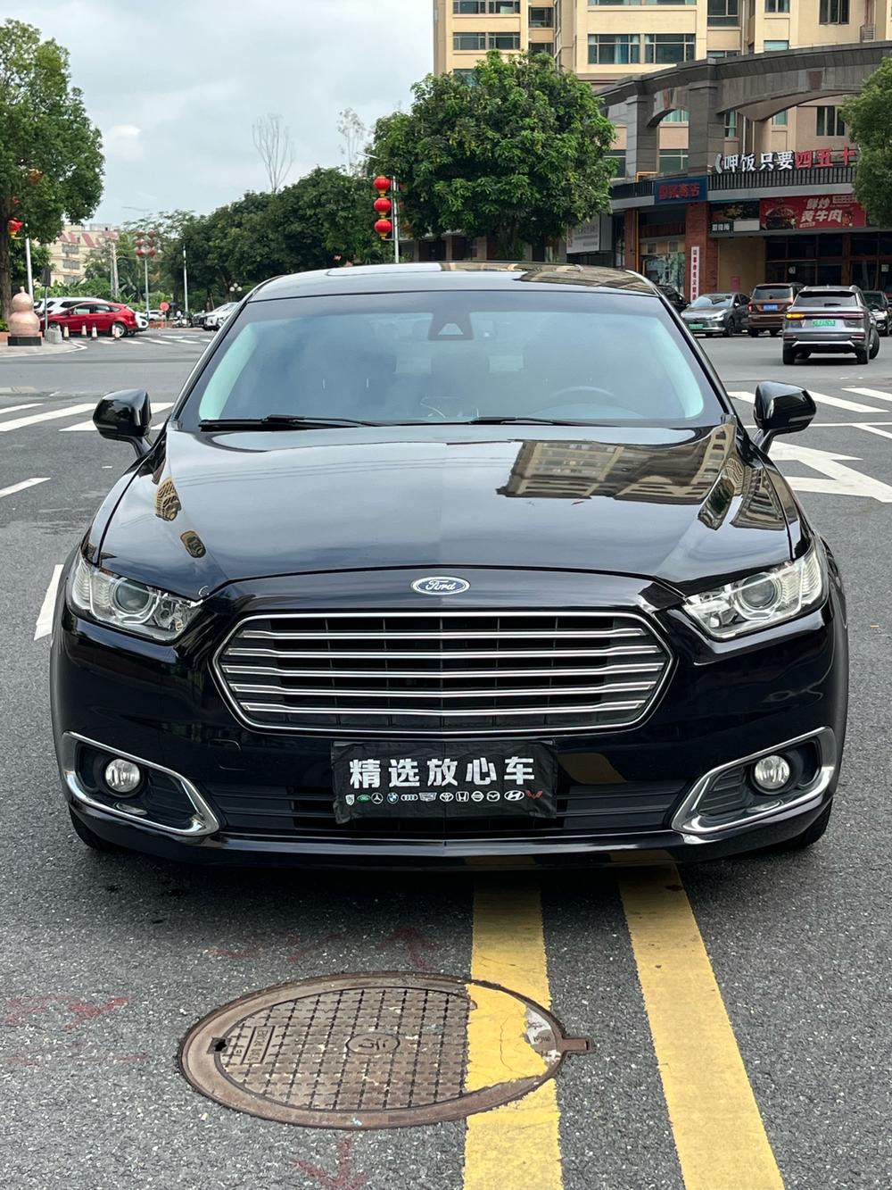 Ford Taurus