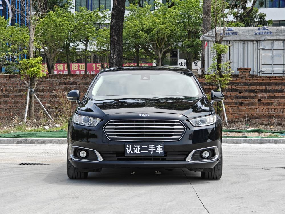 Ford Taurus