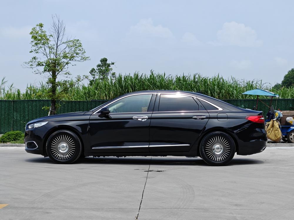 Ford Taurus