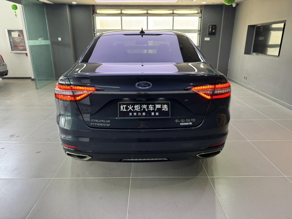 Ford Taurus