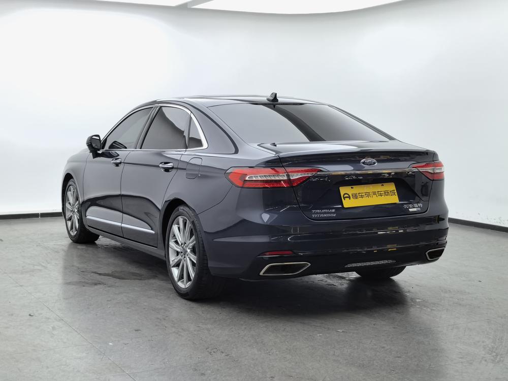 Ford Taurus