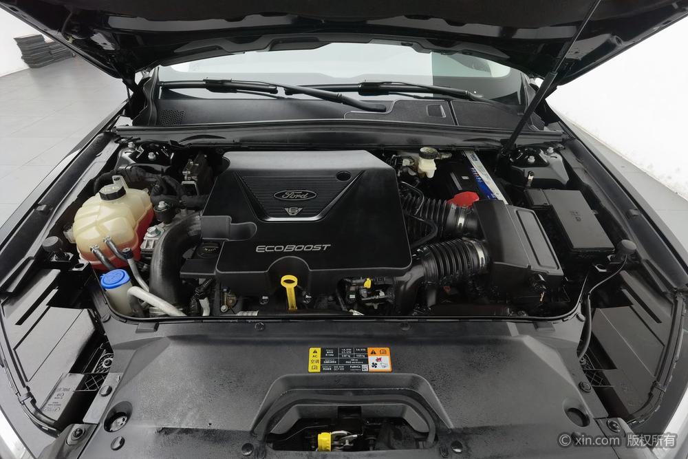 Ford Taurus