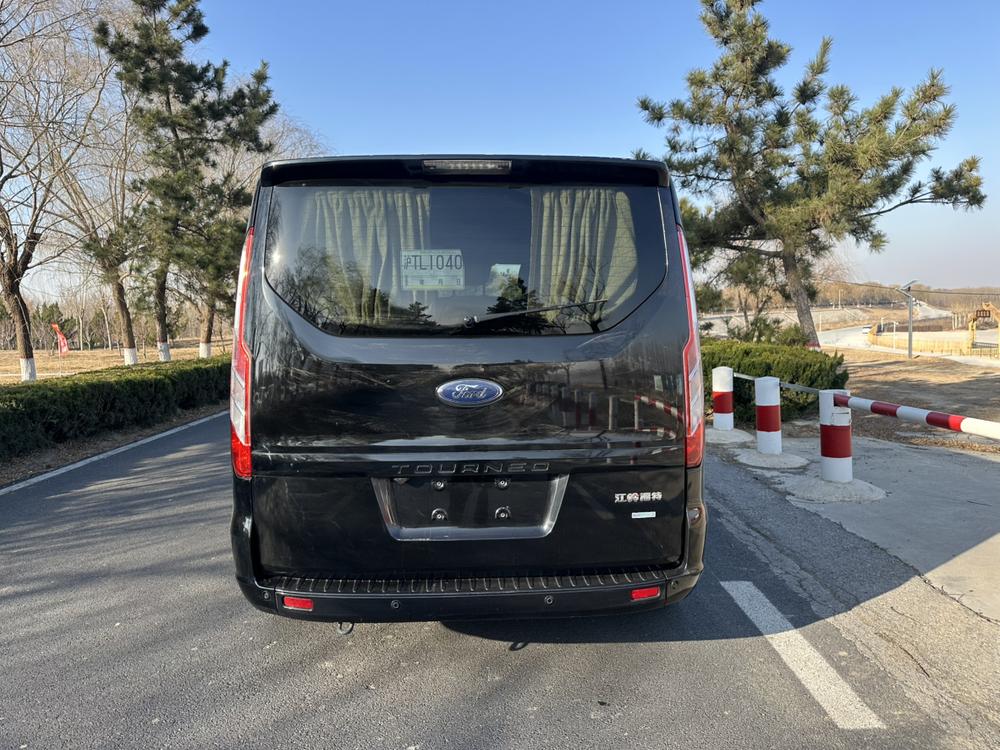 Ford Tourneo