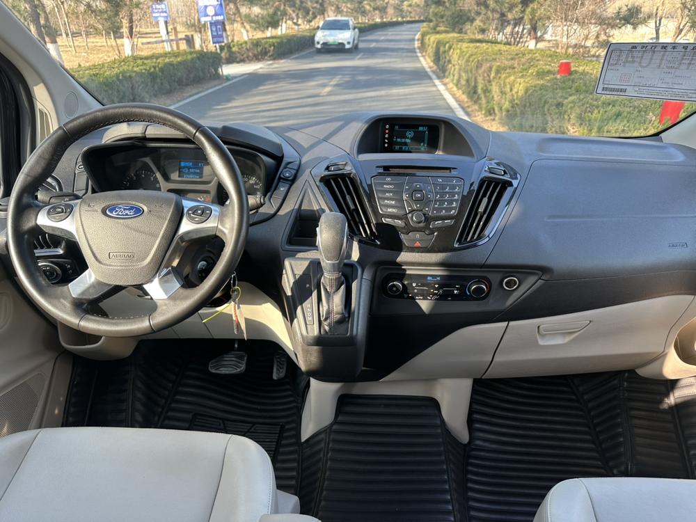 Ford Tourneo