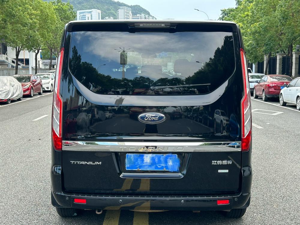 Ford Tourneo