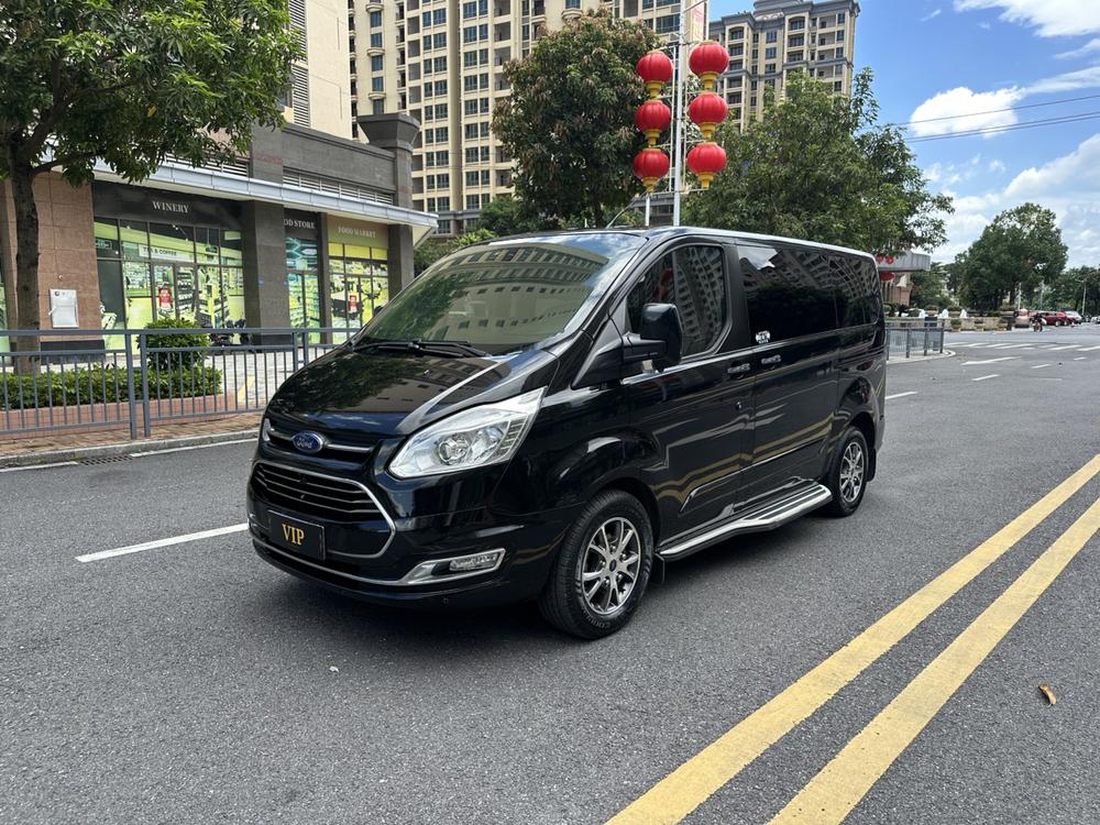 Ford Tourneo