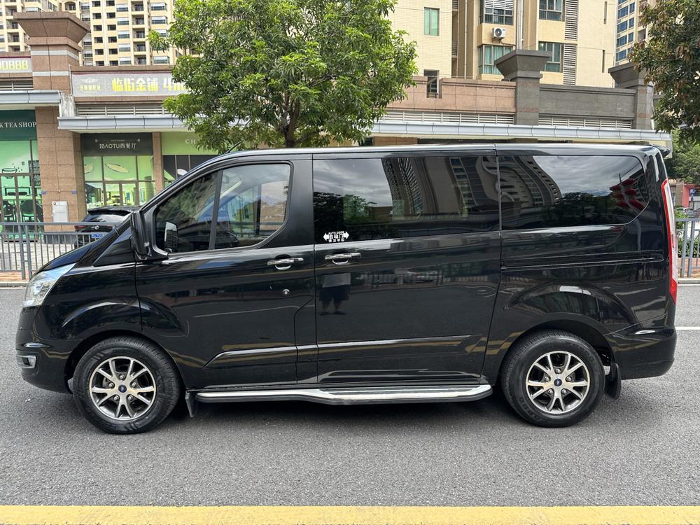 Ford Tourneo