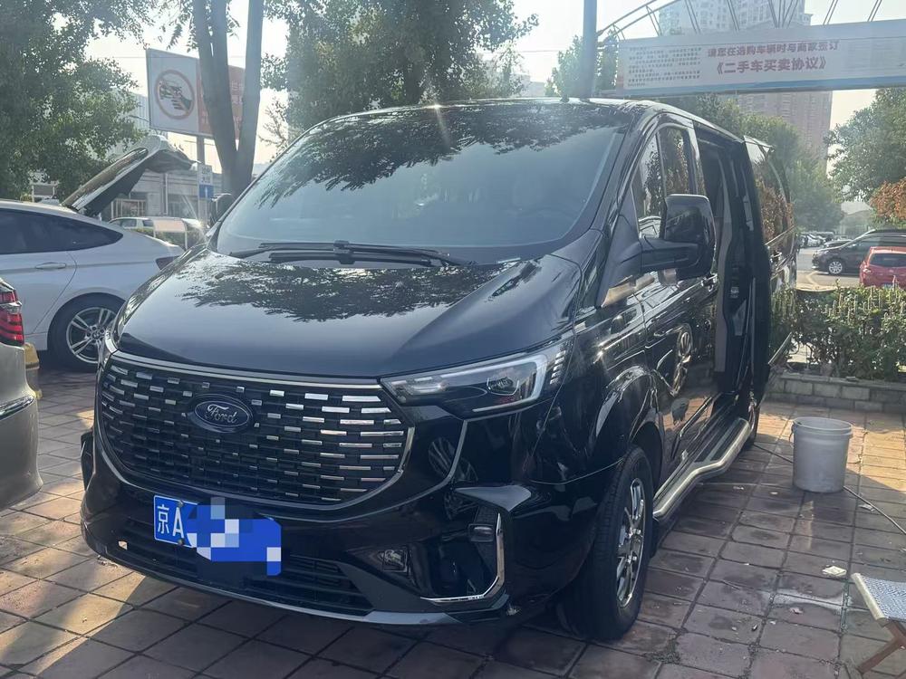Ford Tourneo