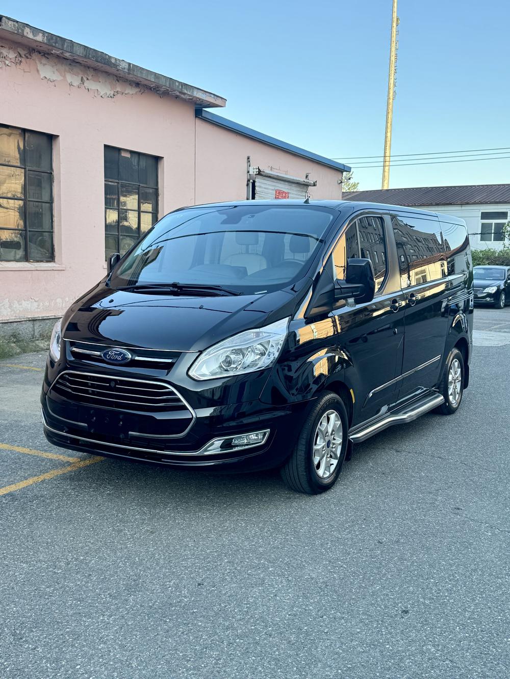 Ford Tourneo