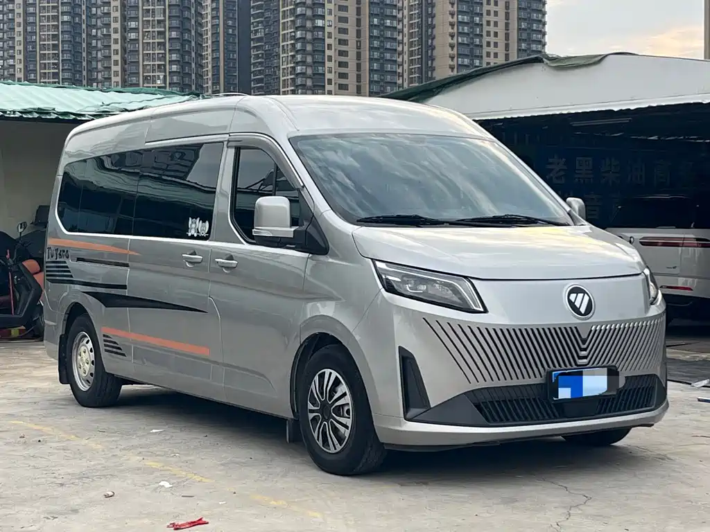 Foton Tuyano V