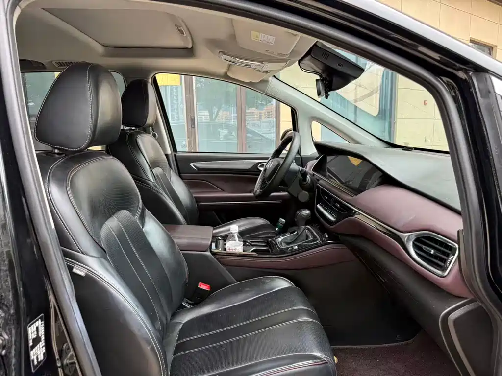 GAC Motor Trumpchi M6
