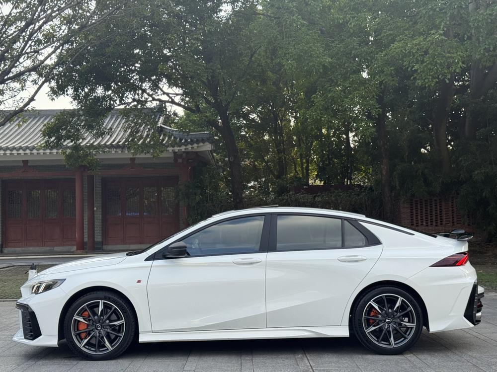 GAC Trumpchi Empow