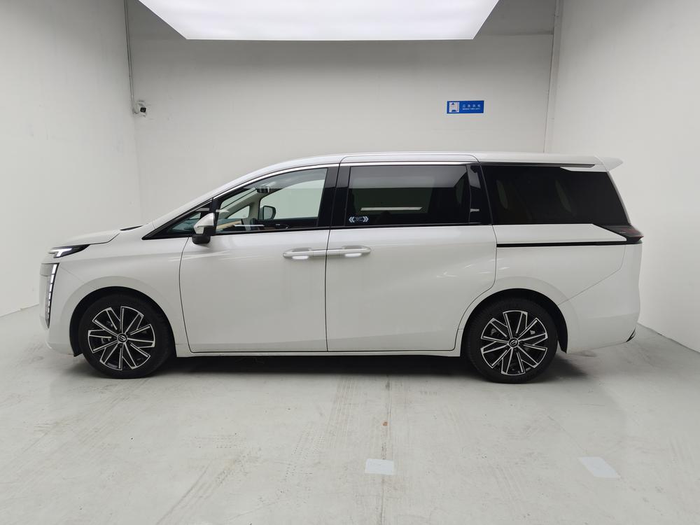 GAC Trumpchi Trumpchi E8