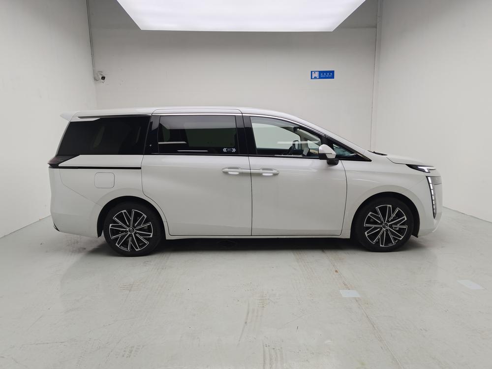 GAC Trumpchi Trumpchi E8