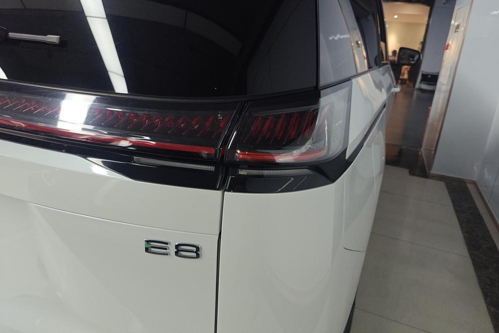 GAC Trumpchi Trumpchi E8