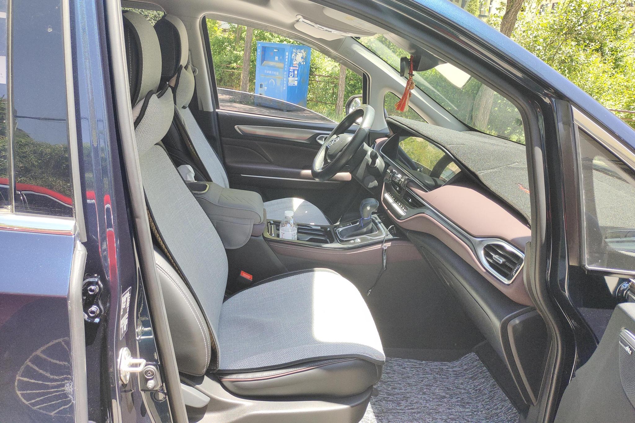 GAC Trumpchi Trumpchi M6
