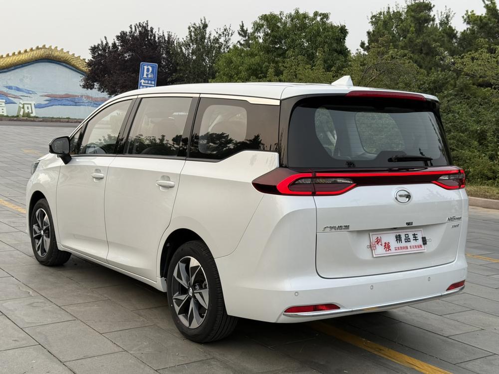 GAC Trumpchi Trumpchi M6