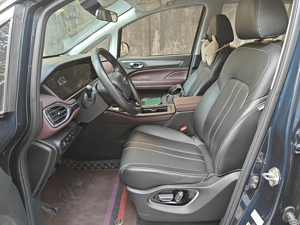 GAC Trumpchi Trumpchi M6