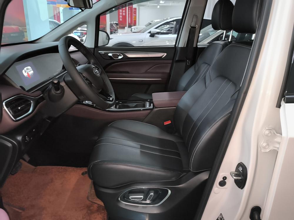 GAC Trumpchi Trumpchi M6