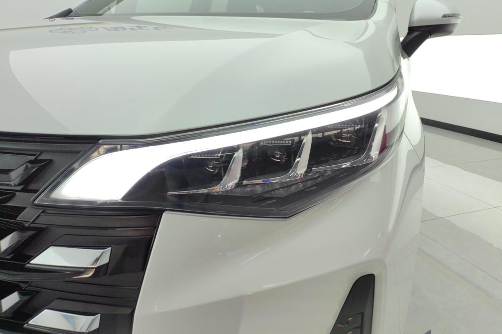 GAC Trumpchi Trumpchi M6