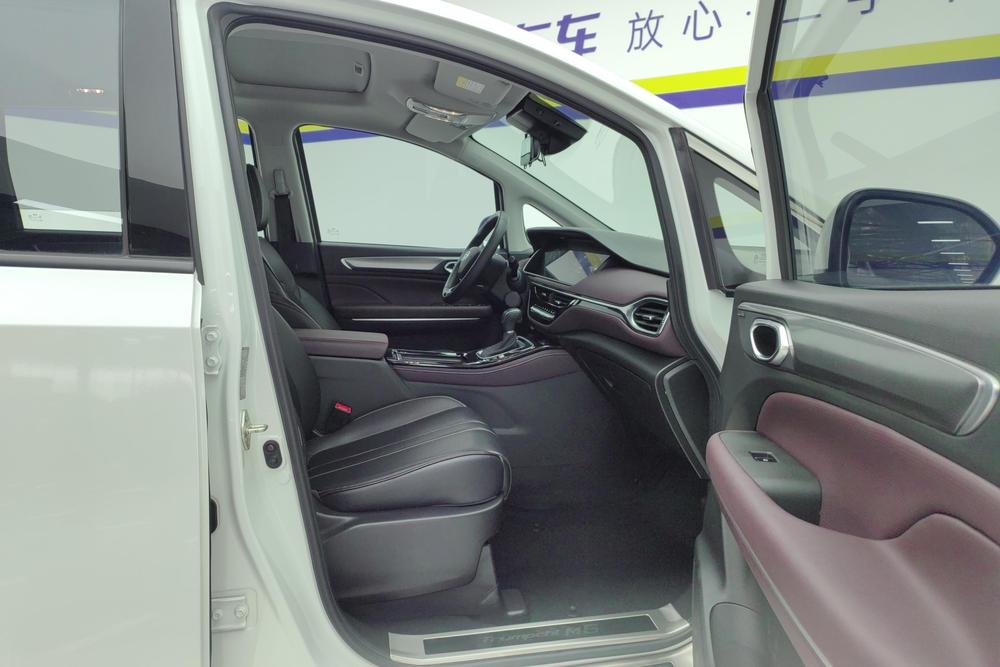 GAC Trumpchi Trumpchi M6