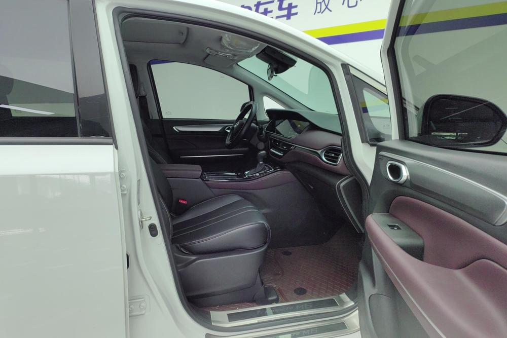 GAC Trumpchi Trumpchi M6