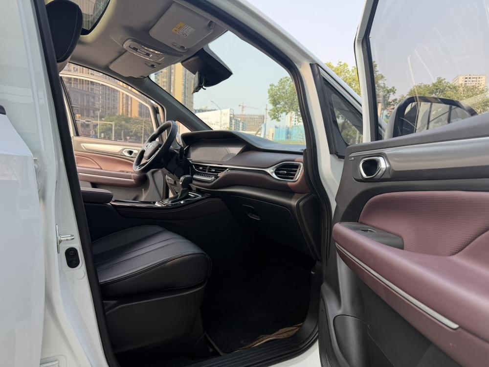 GAC Trumpchi Trumpchi M6