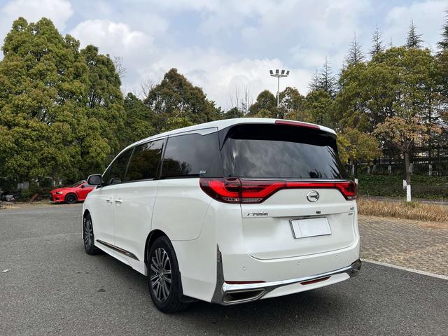 GAC Trumpchi Trumpchi M8
